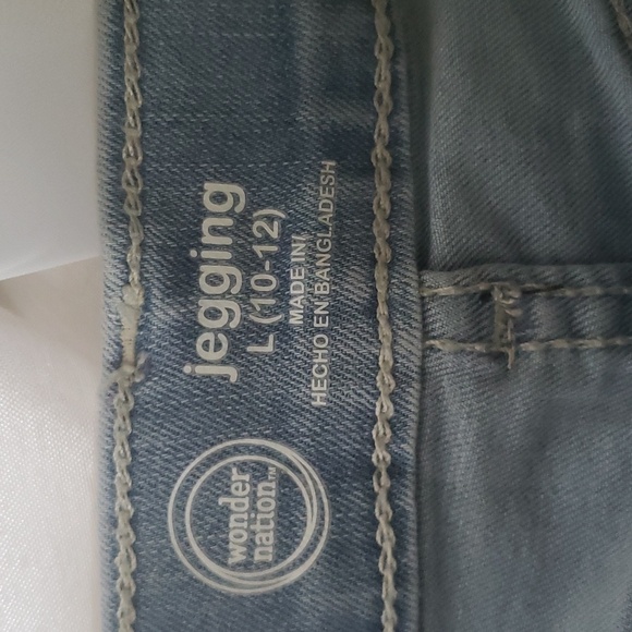 Girls Ripped Jeggings - Picture 2 of 2